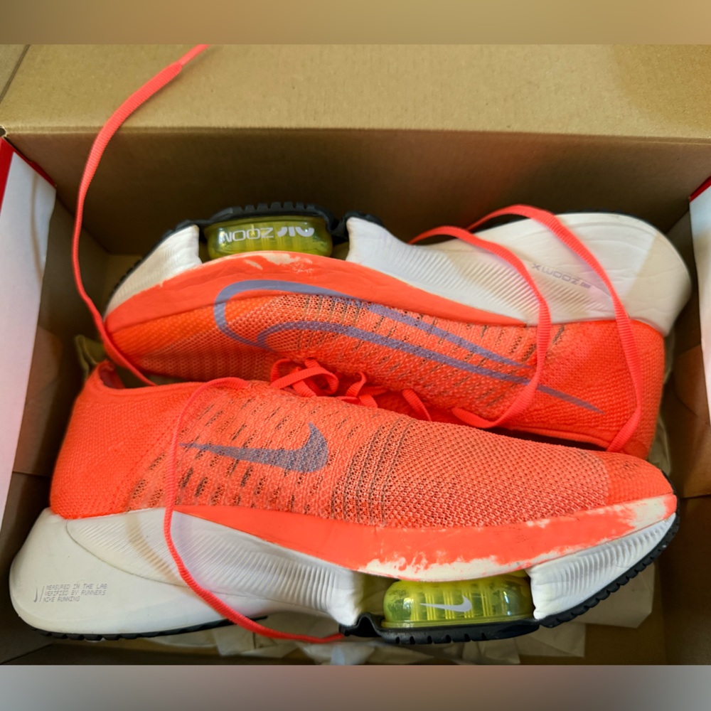 Nike Air Zoom Tempo Next% - *Coral Pink